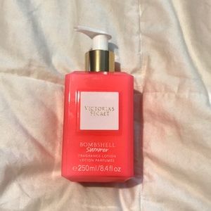 Brand new, never used VS Bombshell summer lotion
